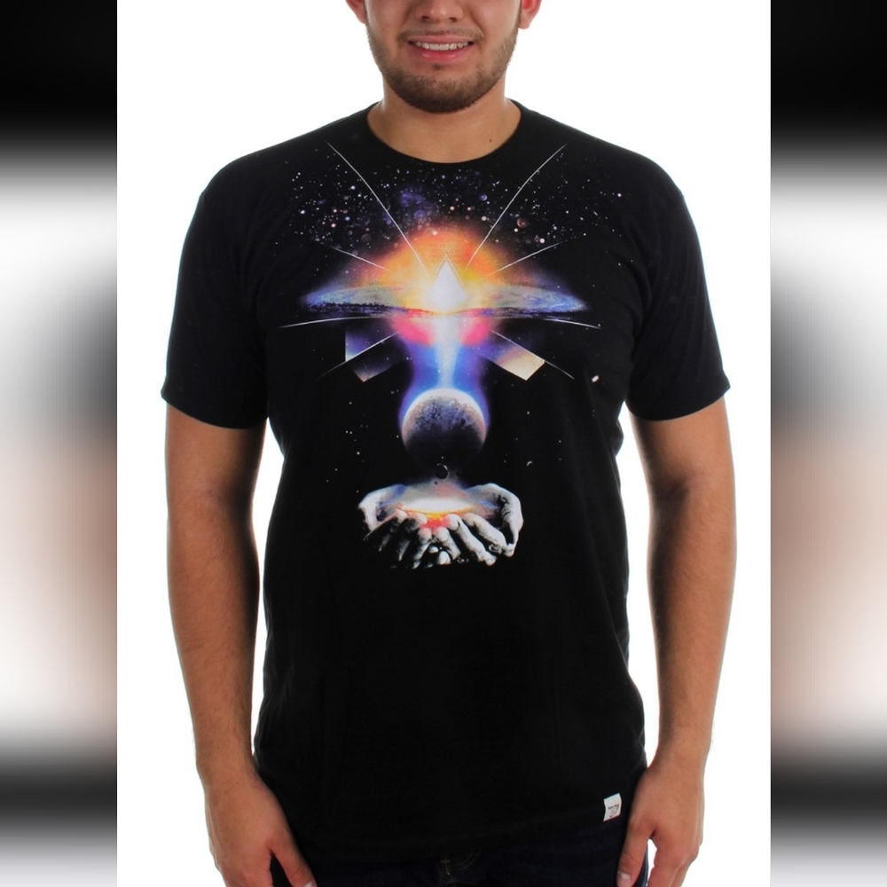 Imaginary Foundation Offering t-shirt size Large